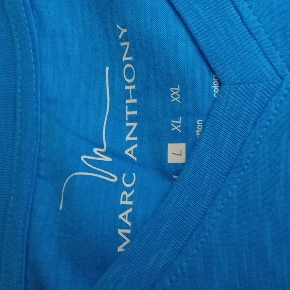 Marc Anthony Men's Blue Short Sleeve Shirt - Picture 2 of 6